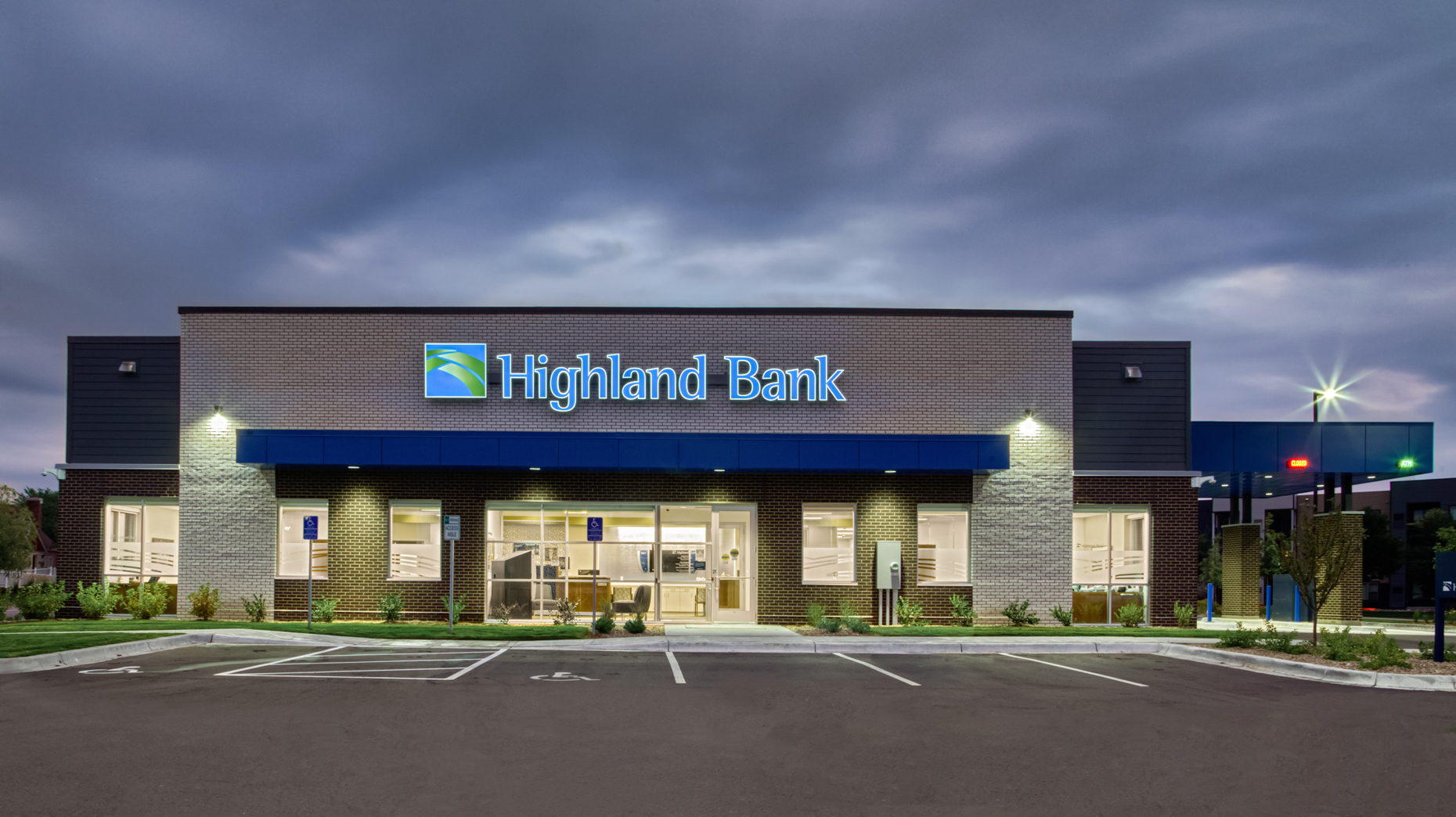 Highland Bank Construction St. Michael